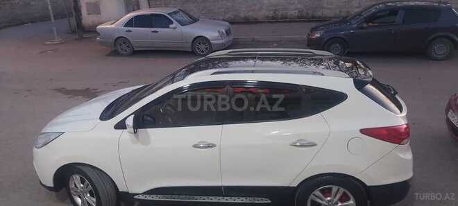 Hyundai ix35 2011, 230,000 km - 2.0 l - Bakı
