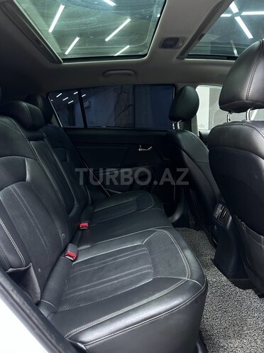 Kia Sportage-11