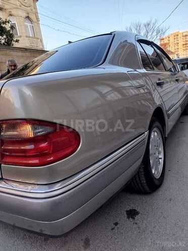 Mercedes E 230 1996, 440,000 km - 2.3 l - Bakı