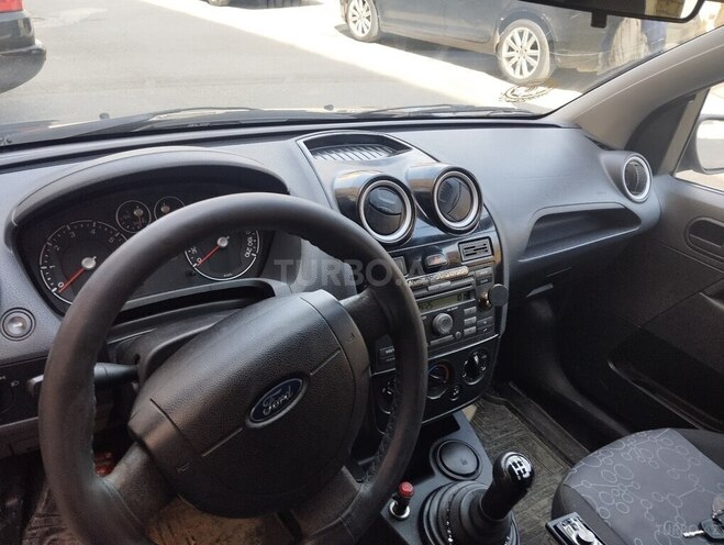 Ford Fiesta 2006, 170,000 km - 1.3 л - Bakı