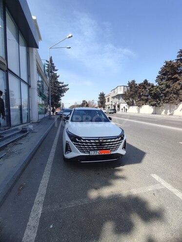 Changan  2025, 645 km - 1.5 л - Bakı