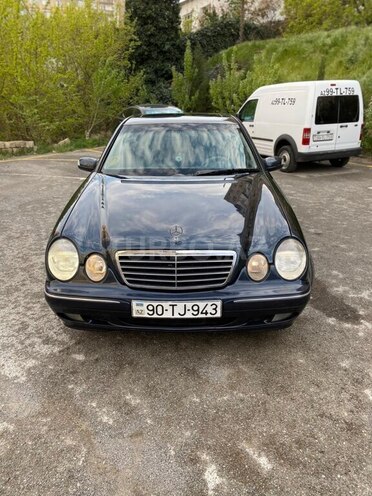 Mercedes E 240 2000, 339,000 km - 2.4 l - Bakı