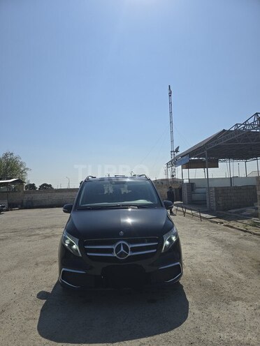 Mercedes V 220 2017, 119,000 km - 2.2 л - Bakı