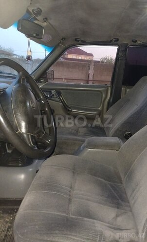 GAZ 3102 2000, 300,000 km - 2.3 l - Salyan