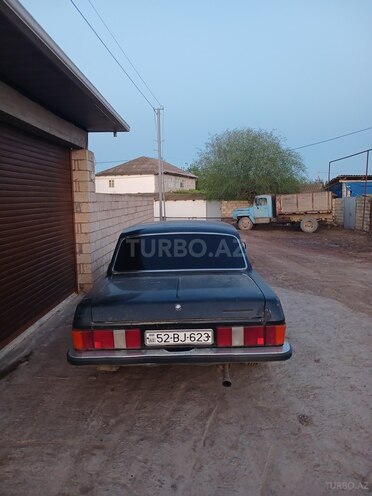 GAZ 3102 2000, 300,000 km - 2.3 l - Salyan