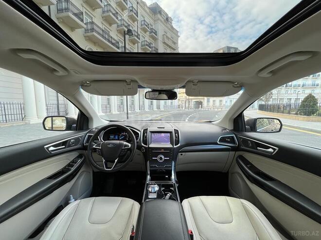Ford Edge-5