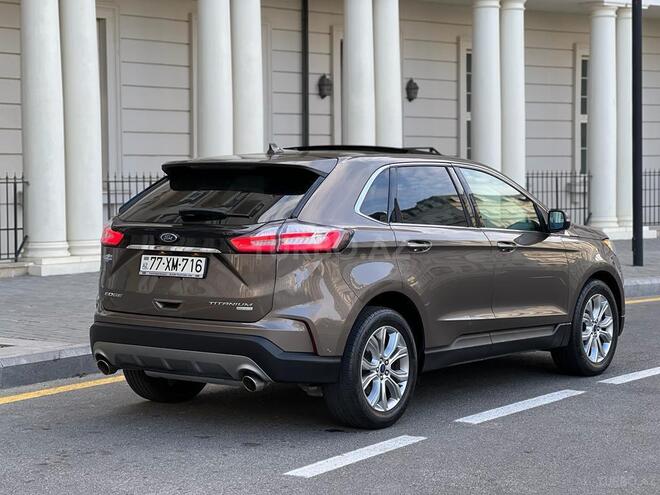 Ford Edge-8