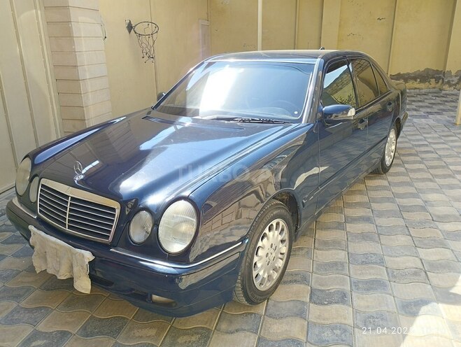Mercedes E 200 1998, 582,700 km - 2.0 l - Sumqayıt