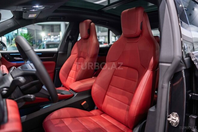 Porsche Macan 4-11
