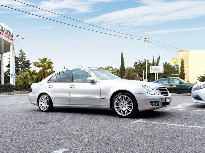 Mercedes E 270 2003, 450,000 km - 2.7 l - Bakı