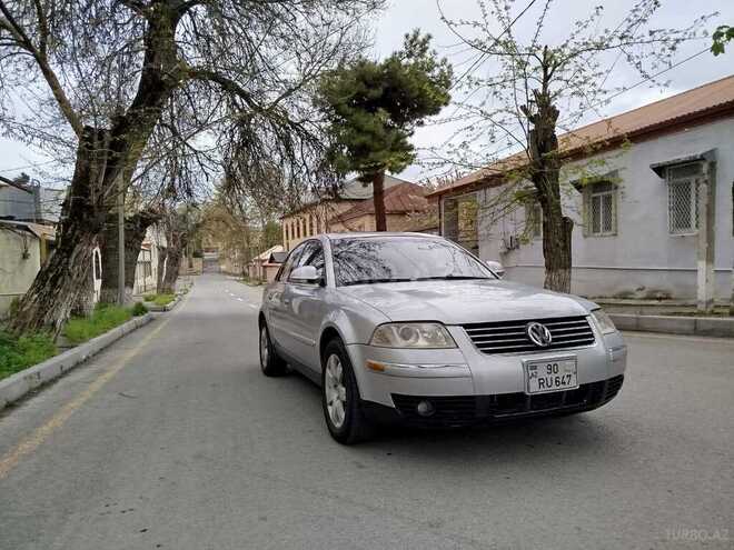 Volkswagen Passat 2004, 225,000 km - 1.8 l - Şamaxı