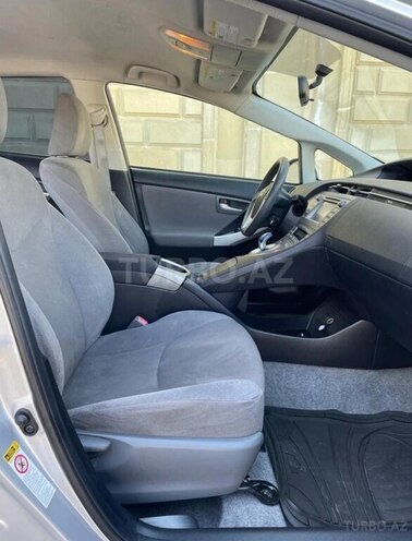 Toyota Prius 2014, 241,402 km - 1.8 l - Bakı