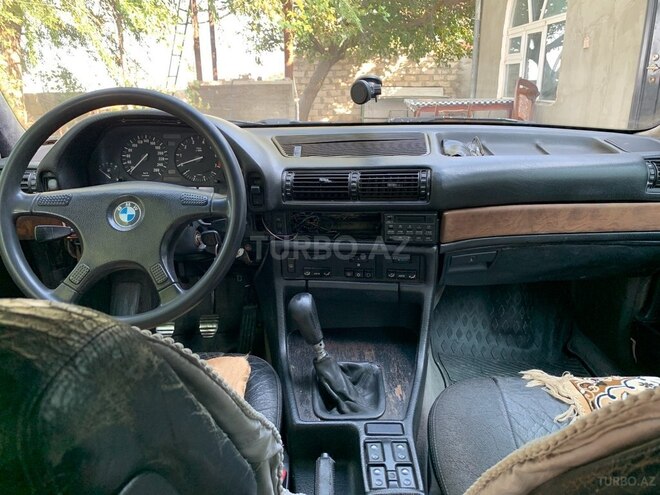 BMW 735 1988, 210,000 km - 3.4 l - Bakı