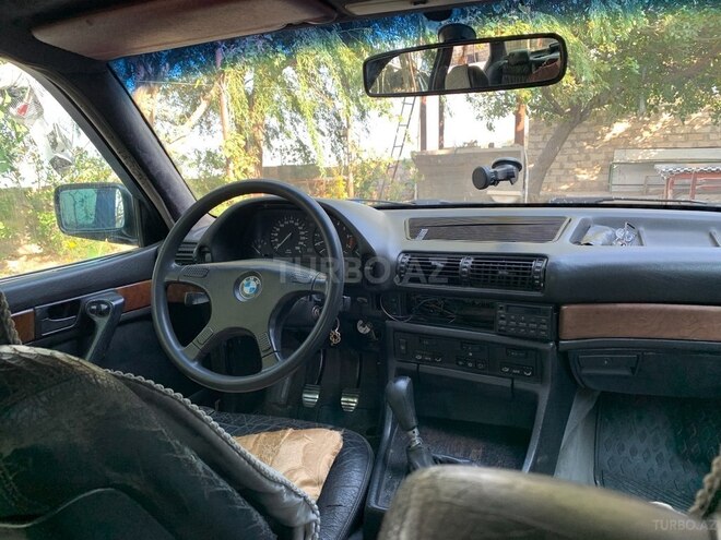 BMW 735 1988, 210,000 km - 3.4 l - Bakı