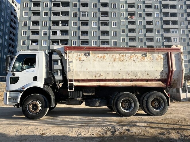 Ford Cargo 2006, 226,000 km - 7.5 l - Sumqayıt