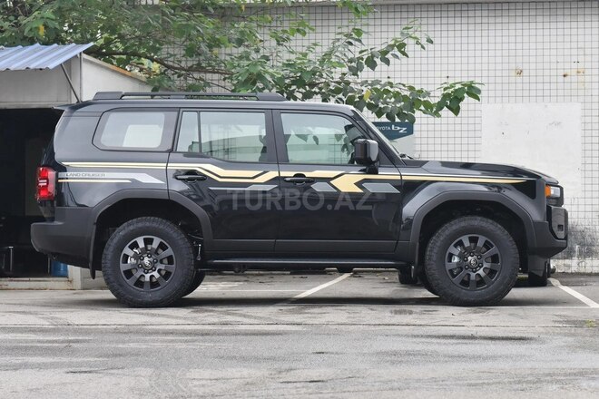 Toyota Land Cruiser Prado-5