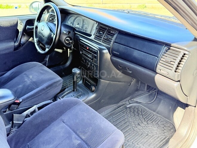 Opel Vectra 2001, 329,000 km - 1.8 l - Tovuz