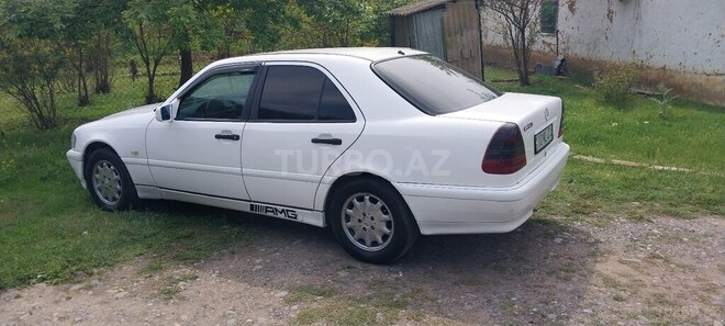 Mercedes C 220 d 1997, 356,000 km - 2.2 л - Biləsuvar