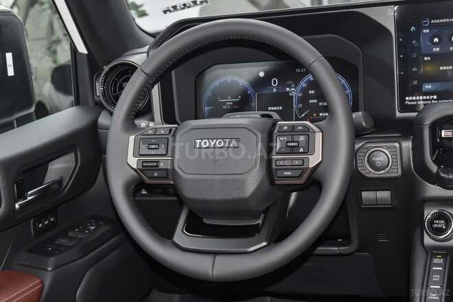 Toyota Land Cruiser Prado-21