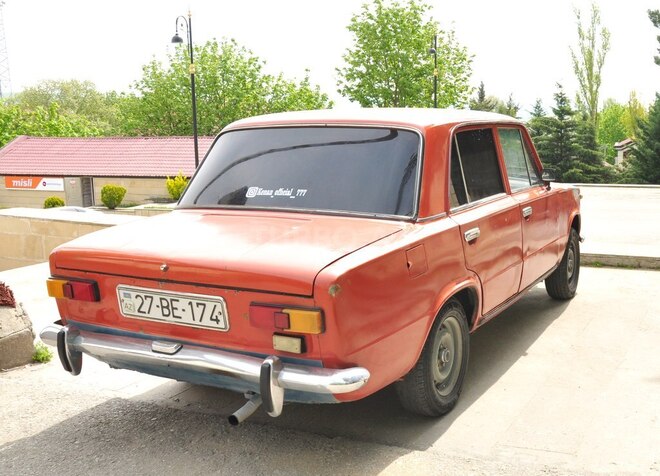 LADA (VAZ) 21011 1978, 90,000 km - 1.3 l - Şamaxı