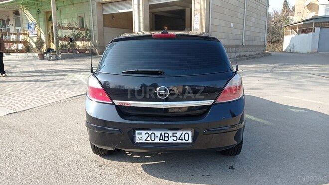 Opel Astra 2005, 200,000 km - 1.4 l - Gəncə