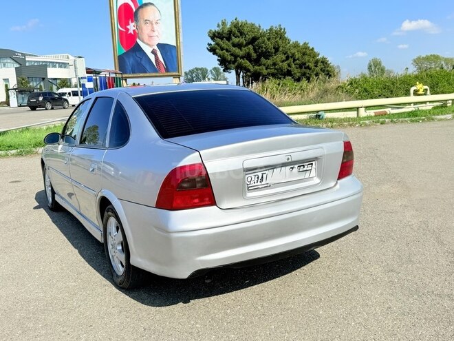 Opel Vectra 2001, 329,000 km - 1.8 l - Tovuz