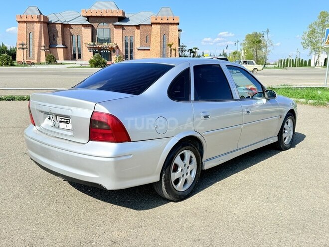 Opel Vectra 2001, 329,000 km - 1.8 l - Tovuz