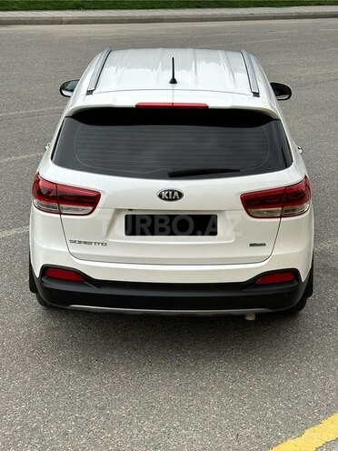 Kia Sorento 2015, 176,000 km - 2.0 l - Bakı
