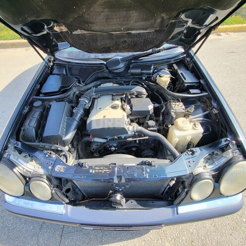 Mercedes E 200 1997, 430,000 km - 2.0 l - Bakı