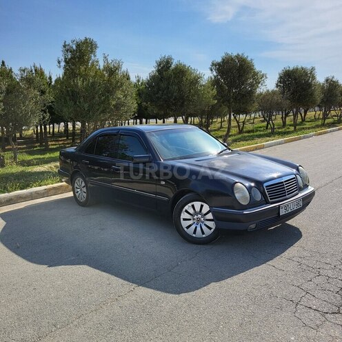 Mercedes E 200 1997, 430,000 km - 2.0 l - Bakı