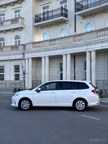 Toyota Corolla Fielder 2019, 100,800 km - 1.5 l - Bakı