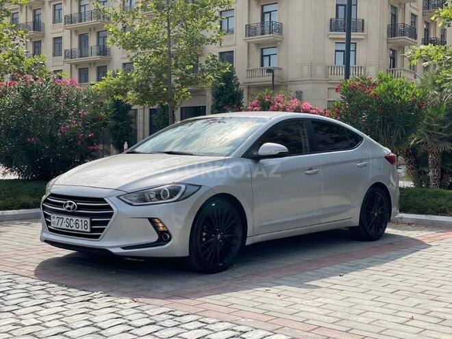 Hyundai Avante 2015, 218,000 km - 1.6 л - Gəncə