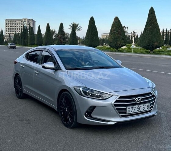 Hyundai Avante 2015, 218,000 km - 1.6 л - Gəncə