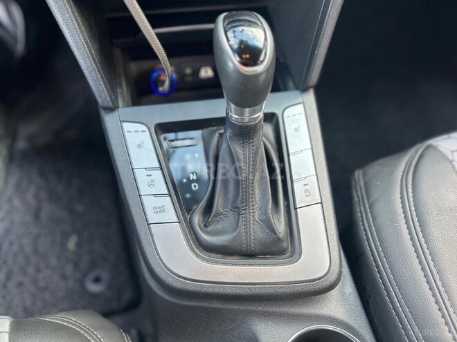 Hyundai Avante 2015, 218,000 km - 1.6 л - Gəncə