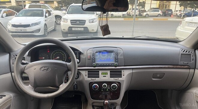 Hyundai Sonata-10