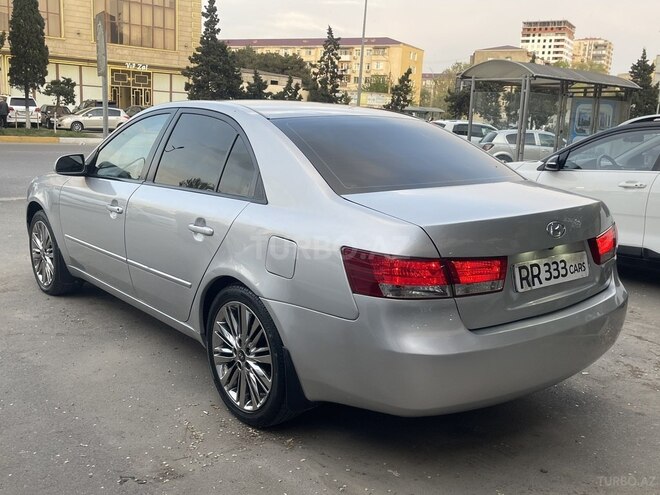 Hyundai Sonata-5