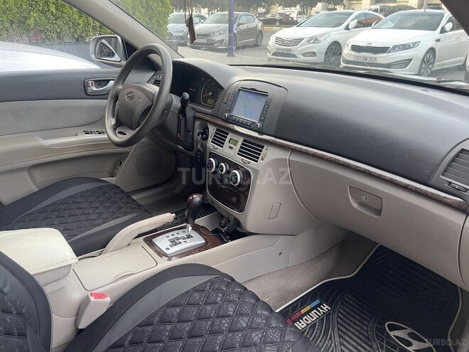 Hyundai Sonata-7