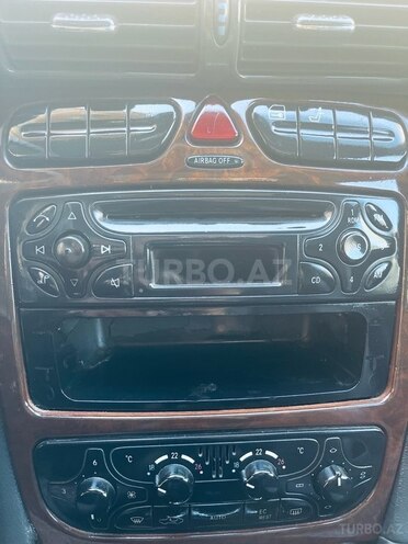 Mercedes C 200 2001, 250,000 km - 2.0 л - Bakı