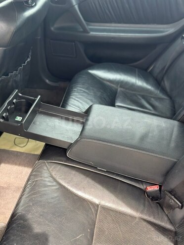 Mercedes E 240 1999, 192,456 km - 2.4 l - Xaçmaz