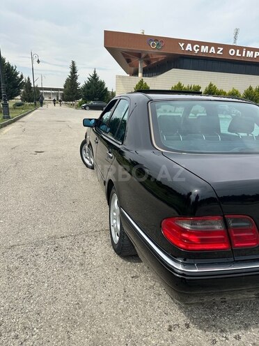 Mercedes E 240 1999, 192,456 km - 2.4 l - Xaçmaz