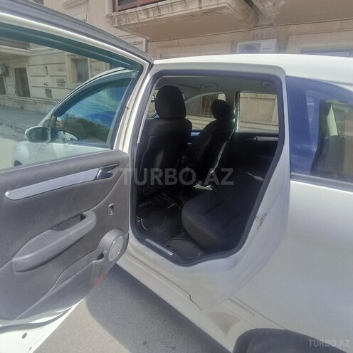 Mercedes B 170 2007, 260,000 km - 1.7 л - Bakı