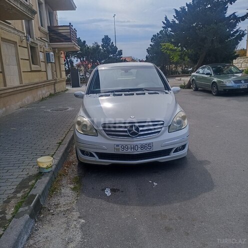 Mercedes B 170 2007, 260,000 km - 1.7 л - Bakı