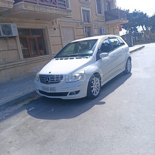 Mercedes B 170 2007, 260,000 km - 1.7 л - Bakı