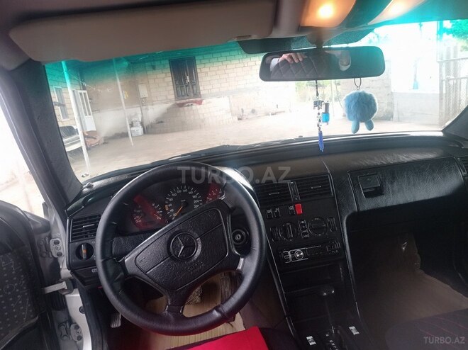 Mercedes C 220 1994, 350,000 km - 2.2 l - Salyan