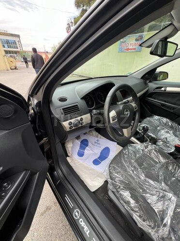 Opel Astra 2007, 215,000 km - 1.4 l - Bakı