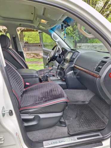 Toyota Land Cruiser 2012, 130,800 km - 4.0 l - Zaqatala