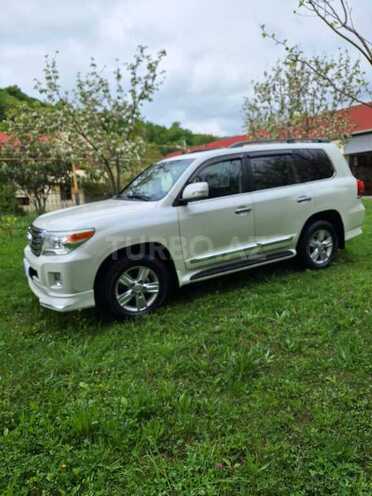 Toyota Land Cruiser 2012, 130,800 km - 4.0 l - Zaqatala