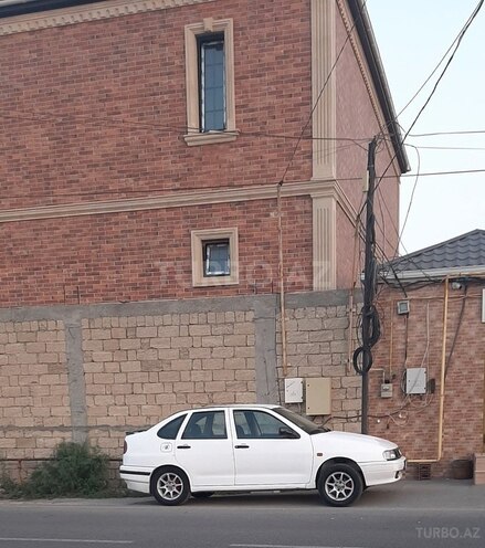 Volkswagen Polo 1995, 271,300 km - 1.6 л - Bakı