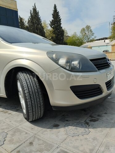 Opel Astra 2006, 324,432 km - 1.3 l - Qazax
