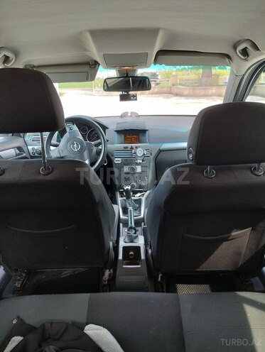 Opel Astra 2006, 324,432 km - 1.3 l - Qazax